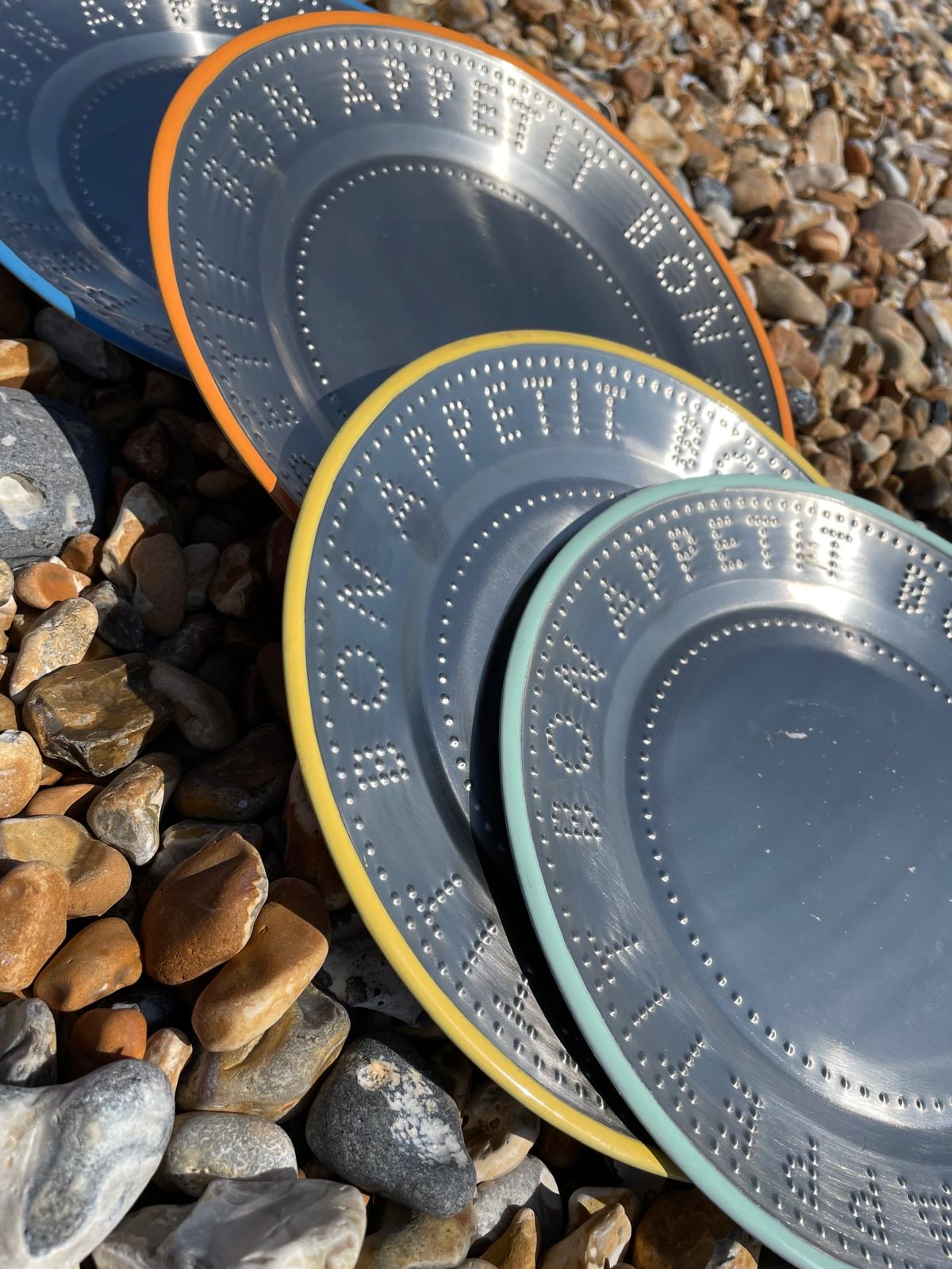 TALKING TABLES Bon Appetit stainless steel picnic plate