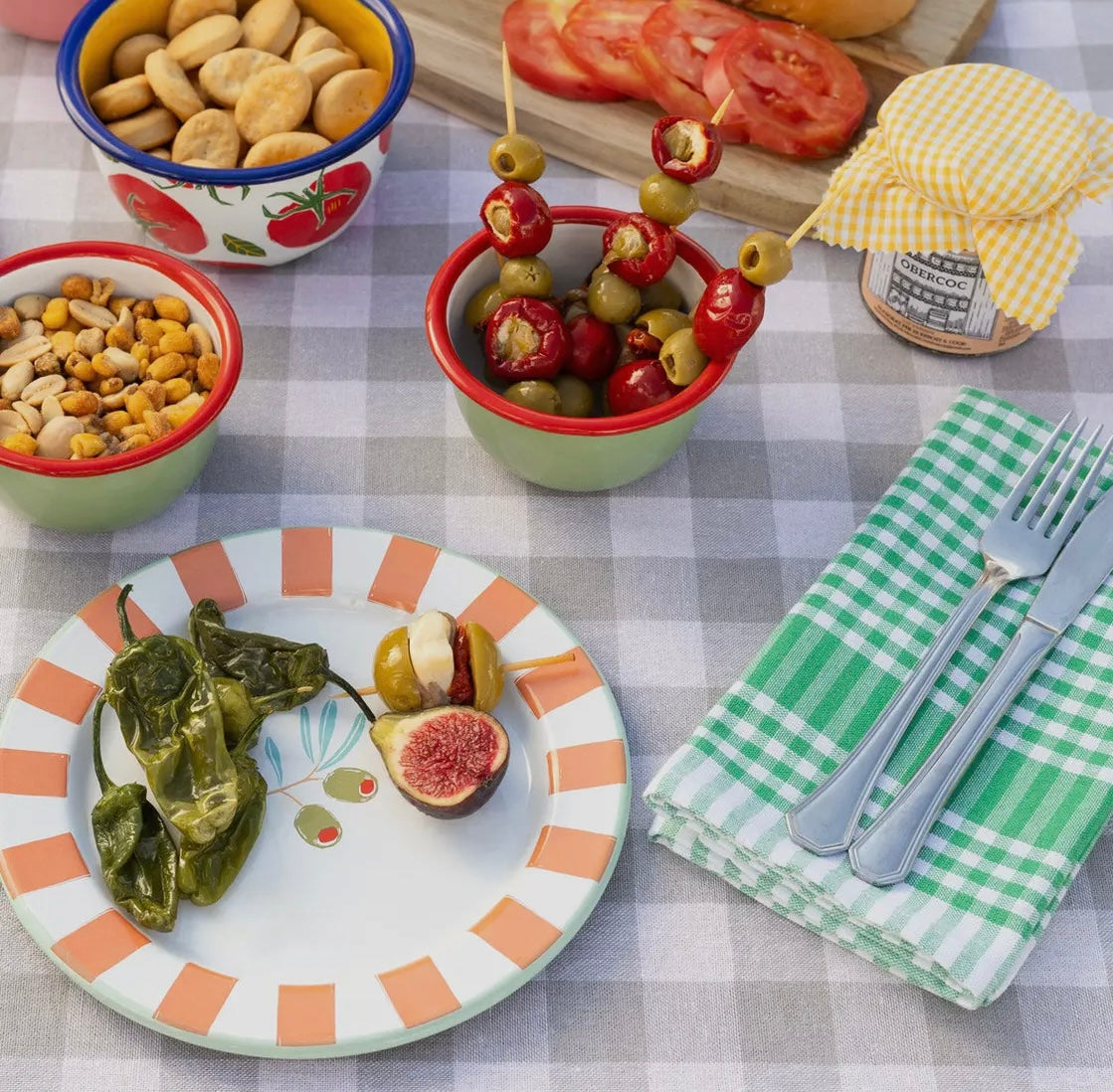 TALKING TABLES Bon Appetit Olive Enamel Plate