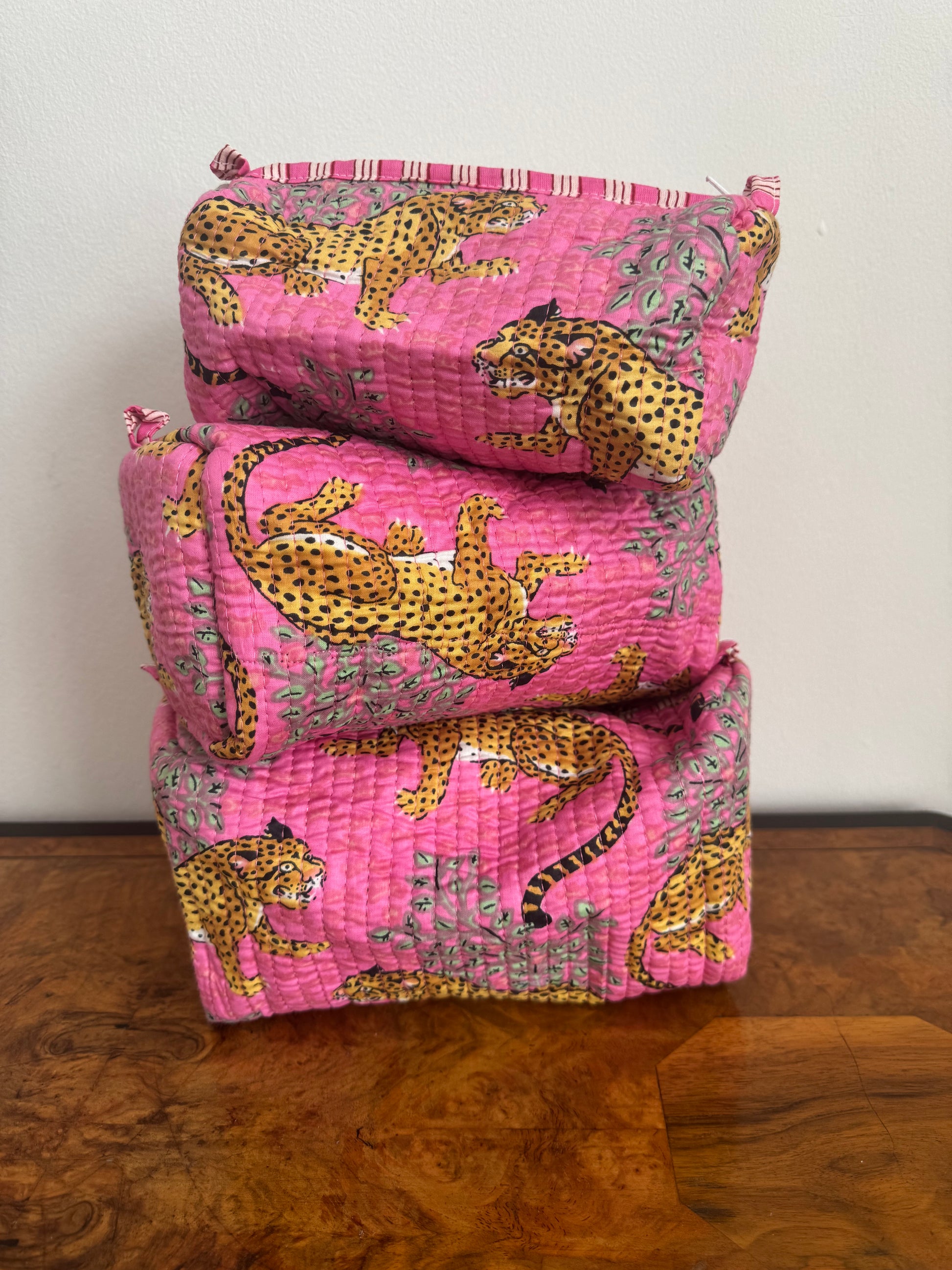 Cosmetic pouches various sizes - Leopard print