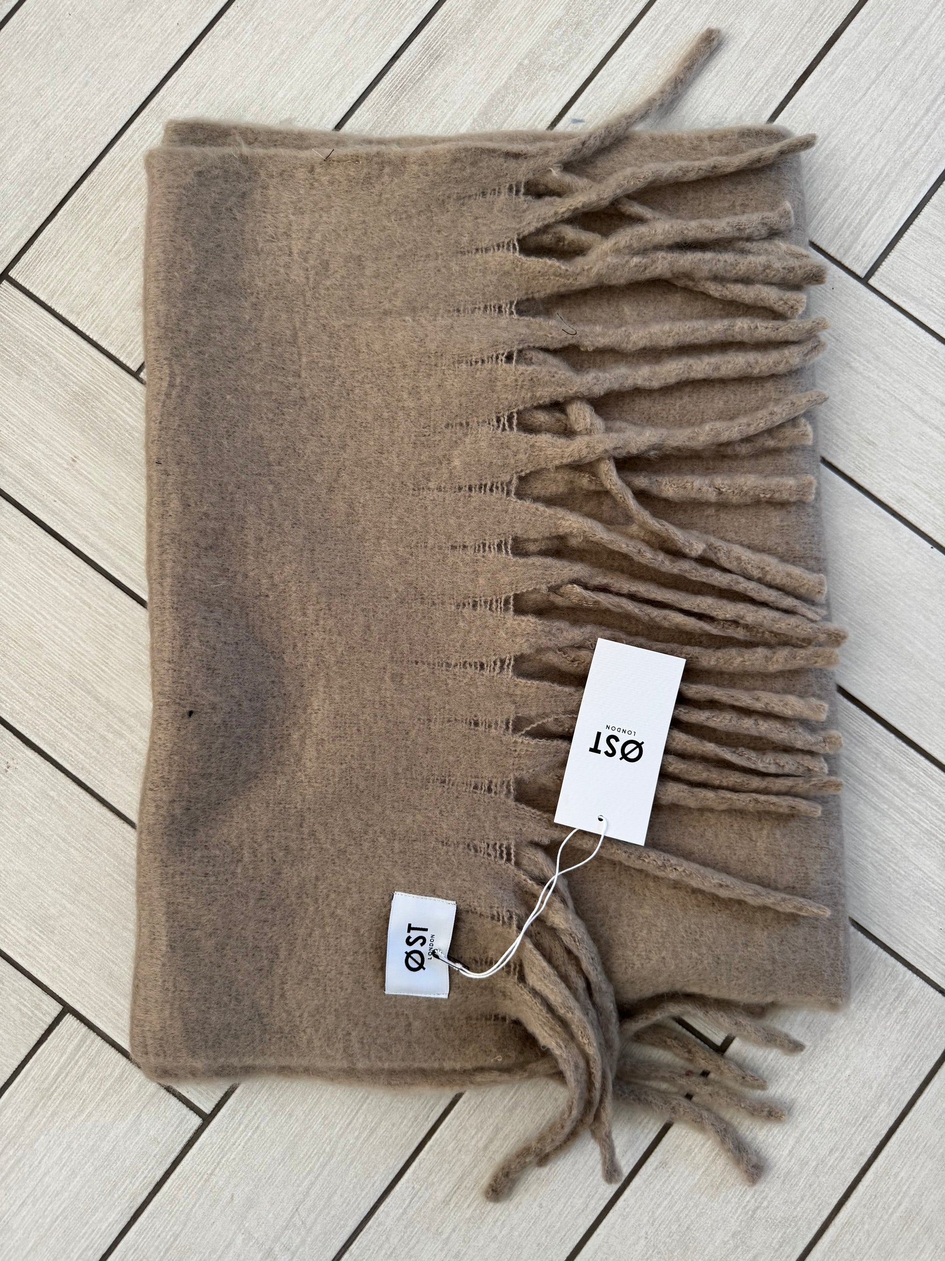 Oversized scarf - taupe