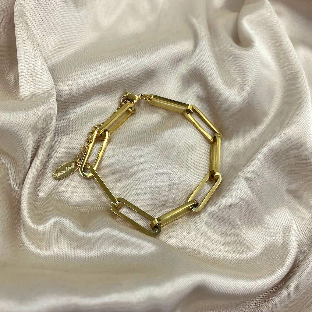 Long Links Bracelet in Gold