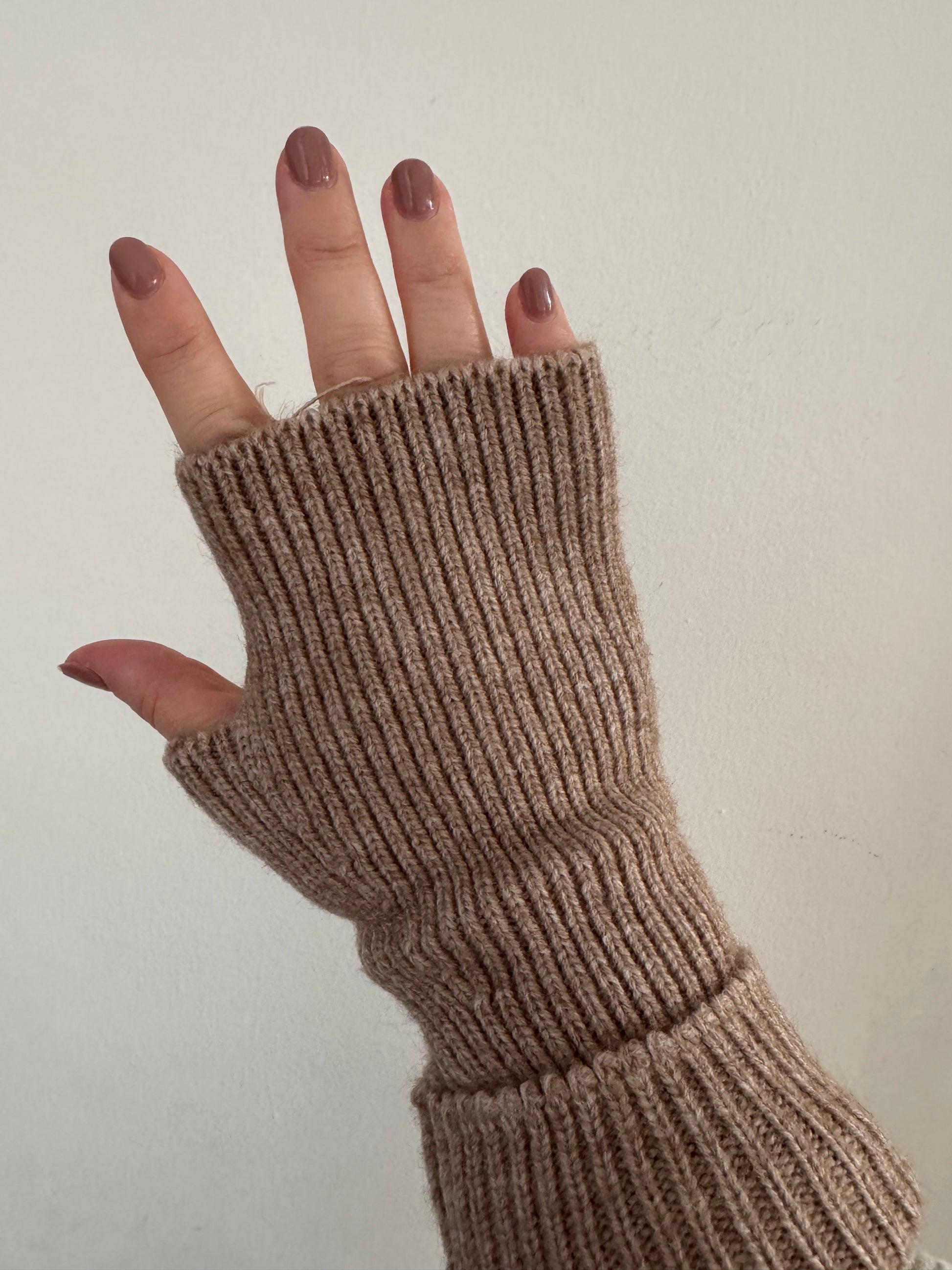 Wool mittens - taupe