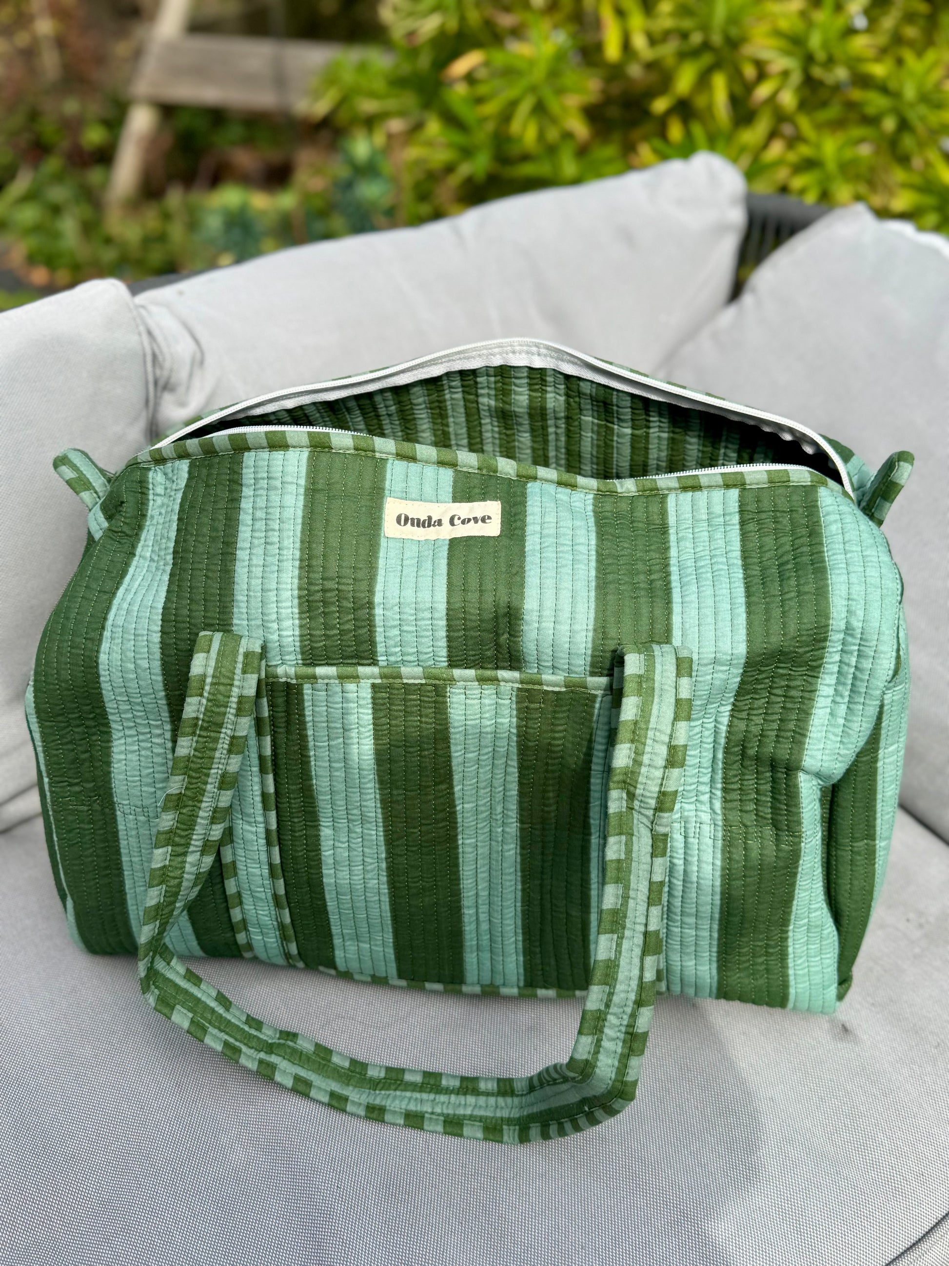 Weekend Duffle Bag - forest green stripe