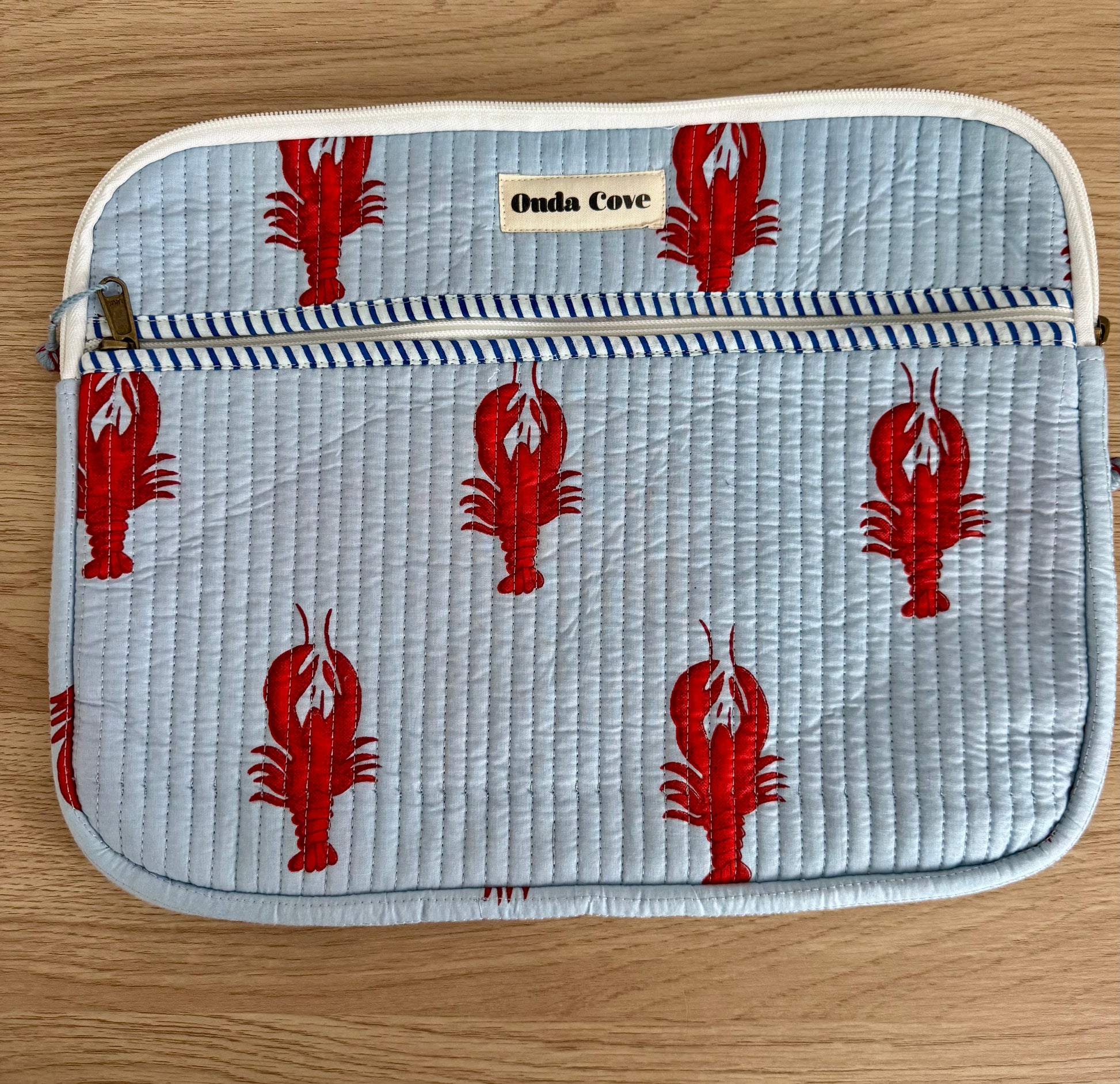 Block print quilted laptop case - blue lobster