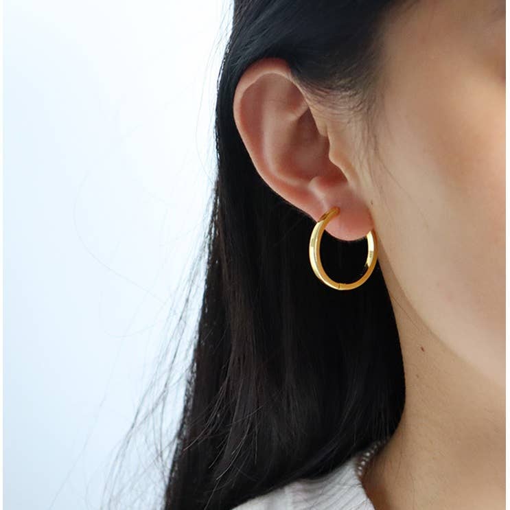 Simple Hoop Earrings (gold)