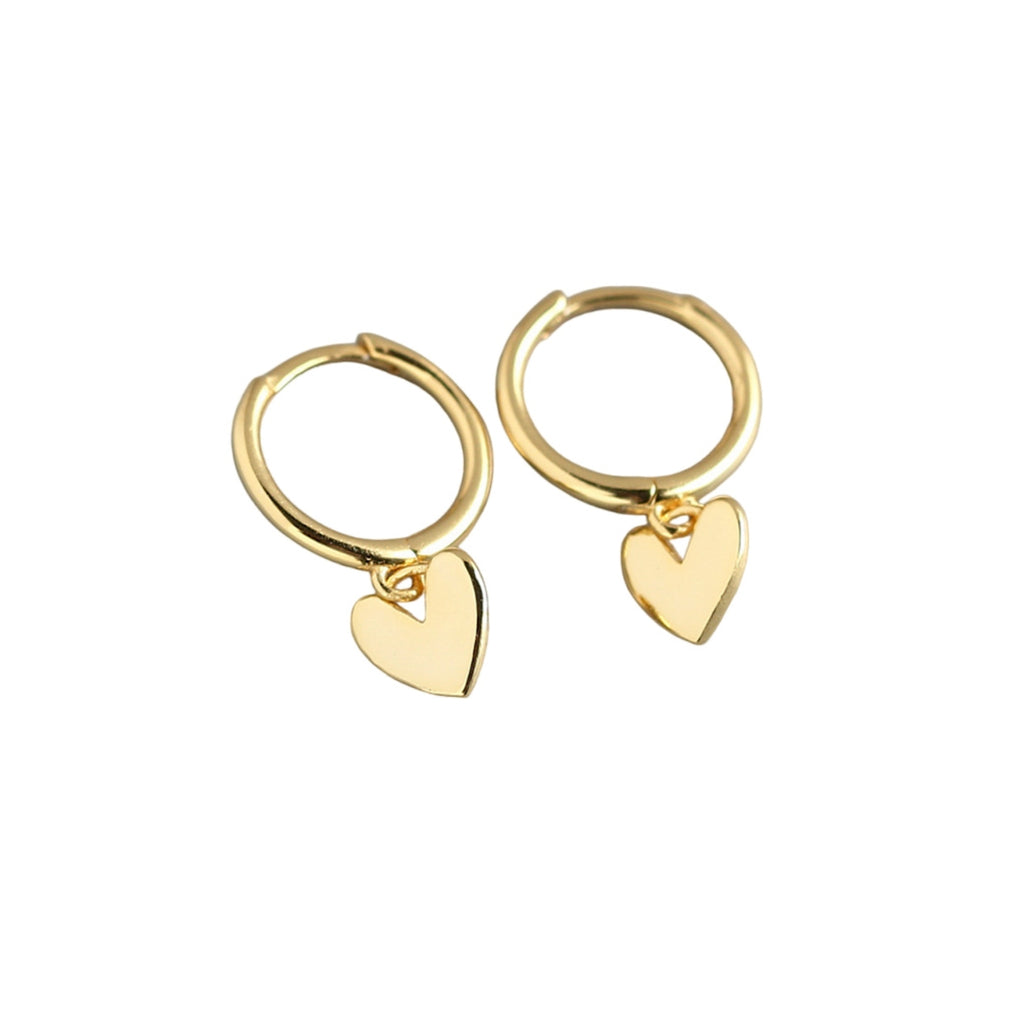 Heart Charm Huggie earring (gold)