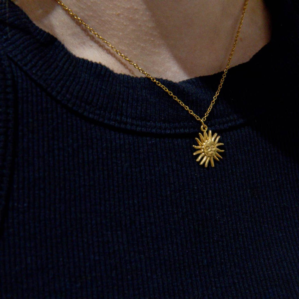 Sun drop pendant necklace (gold)