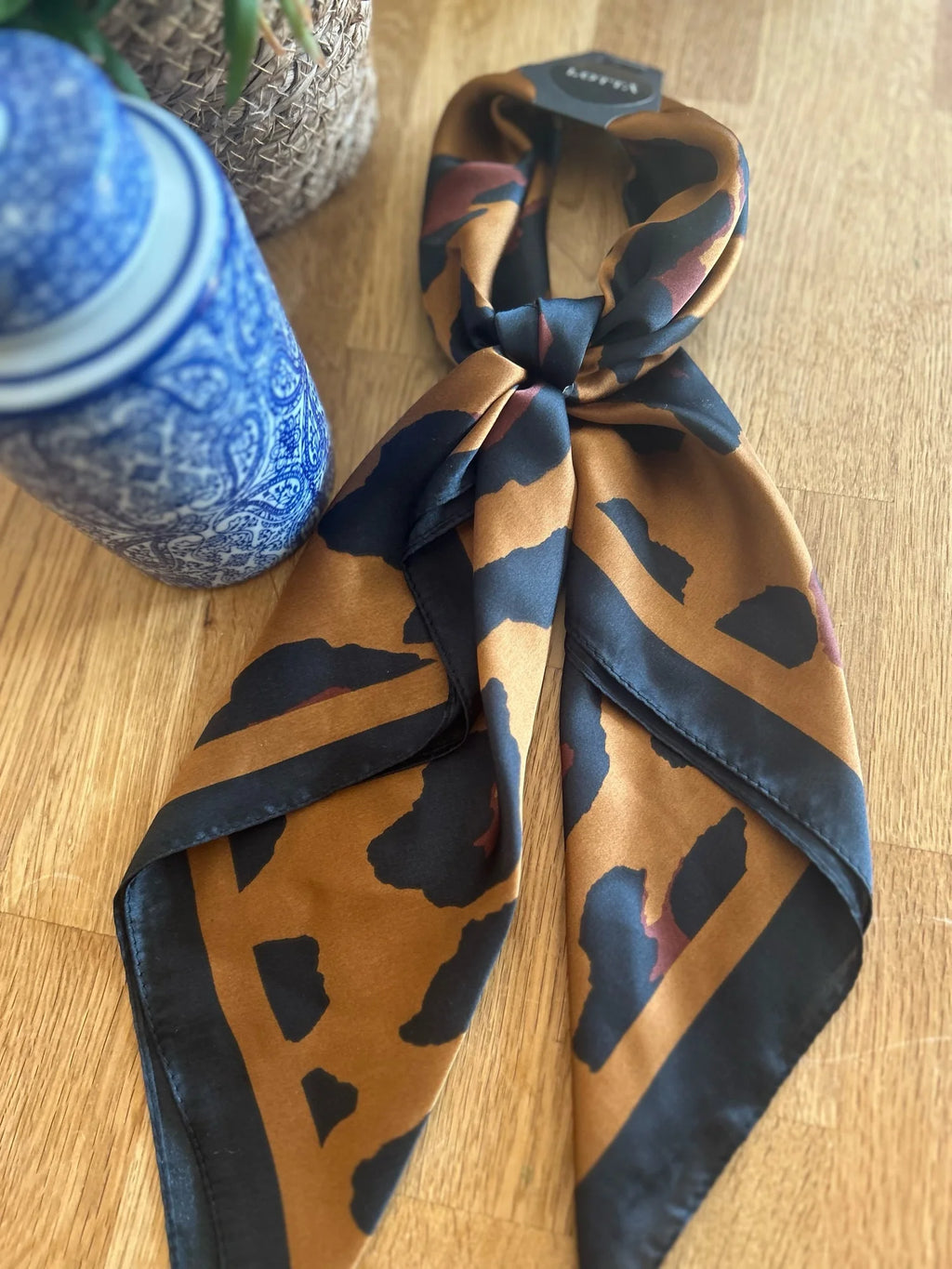 Bold Leopard Neck Scarf