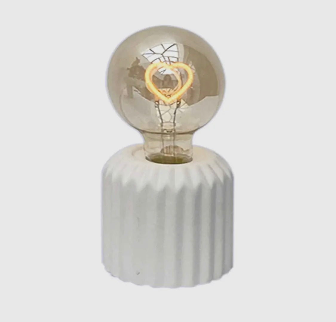 OBJET PARIS White decorative battery operated heart lamp